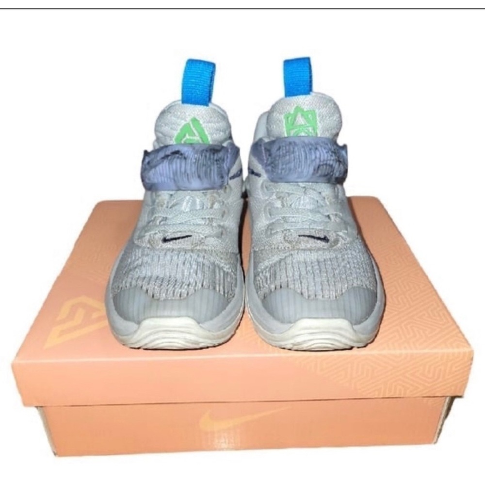 Nike Zoom Freak 3 (PS) ‘Grey Frog’ Kids Sneakers Boys Size 10.5C DB4156 004 - Picture 3 of 11